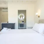 Charming & Spacious *