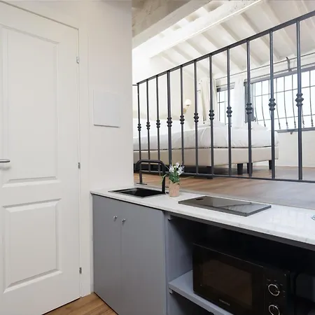 Charming & Spacious Appartement Florence