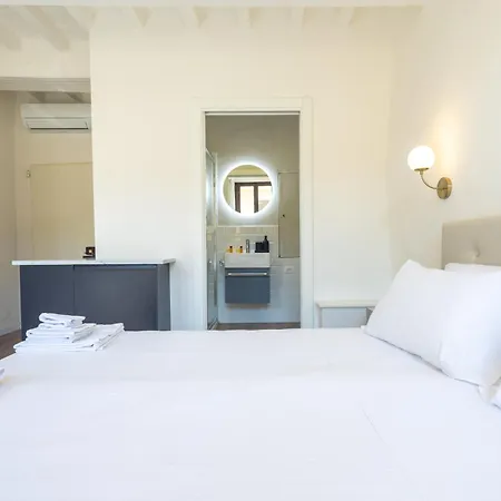 Charming & Spacious *