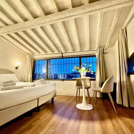 Charming & Spacious *