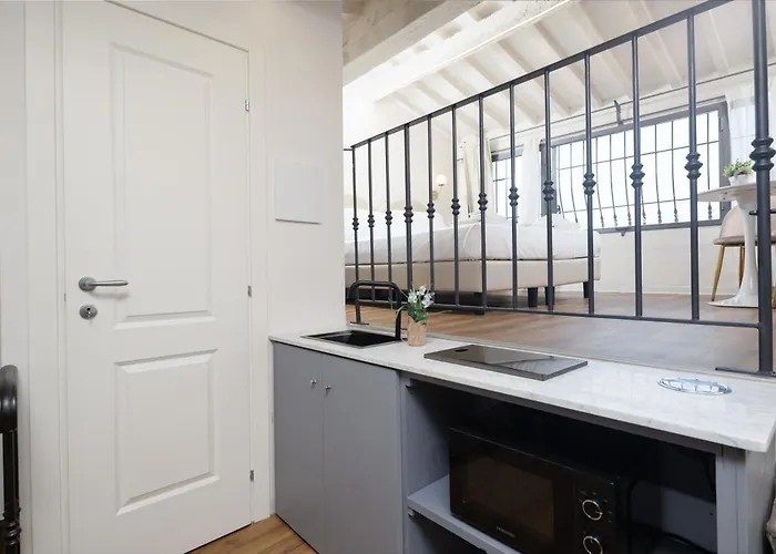 Charming & Spacious Appartement Florence