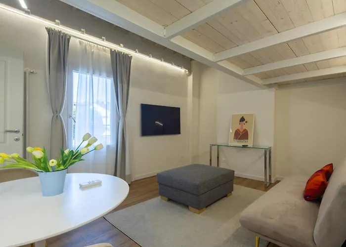 Charming & Spacious Appartement Florence