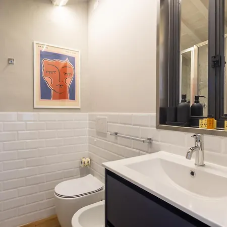 Charming & Spacious Lejlighed
