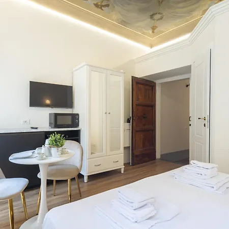 Charming & Spacious Lejlighed
